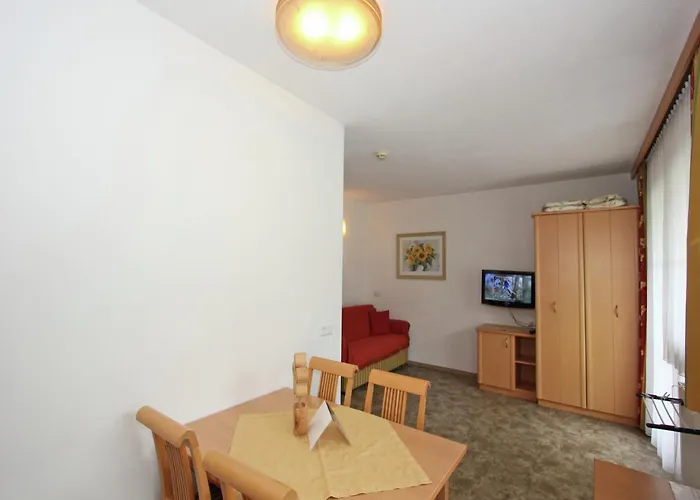 Апартаменты Attractive In Kaltenbach On The Ski-slope Штумм