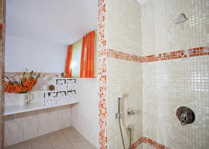 Attractive In Kaltenbach On The Ski-slope *