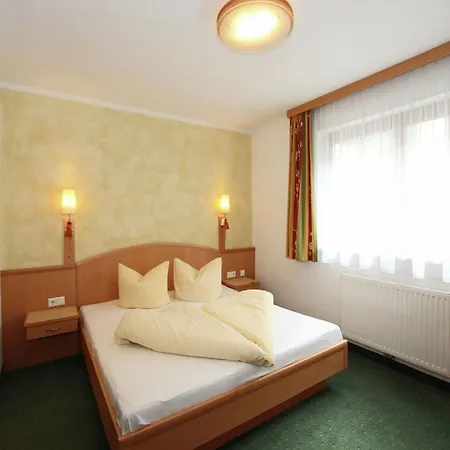 Attractive In Kaltenbach On The Slope Apartman Stumm