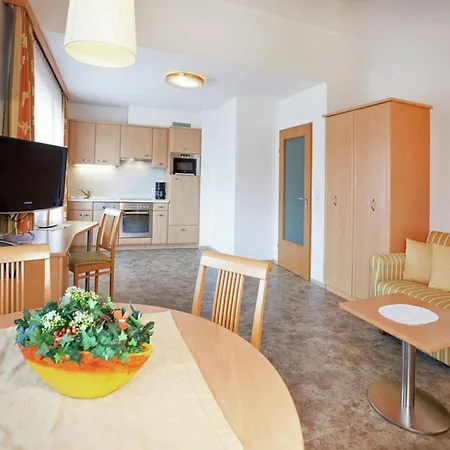 Attractive In Kaltenbach On The Ski-slope 스텀